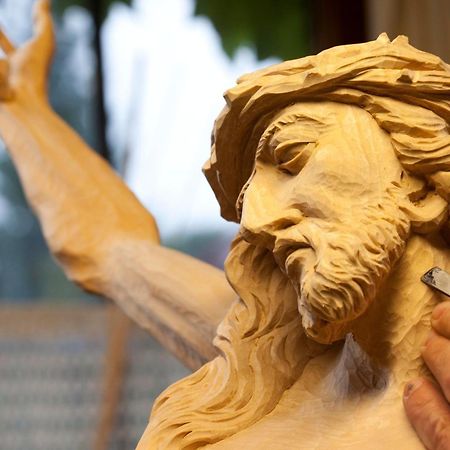 Ferienwohnungen Alpenflair - Barrierefrei Urlauben Oberammergau Dış mekan fotoğraf